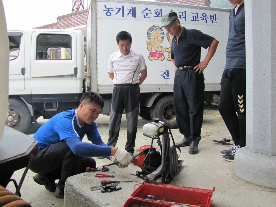 여름철 농기계 순회 수리 교육(강진읍 월남) 게시글 관련 사진