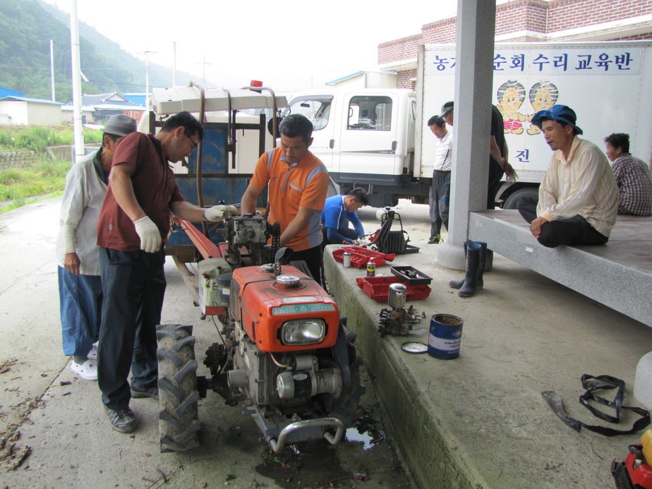 여름철 농기계 순회 수리 교육(강진읍 월남) 게시글 관련 사진